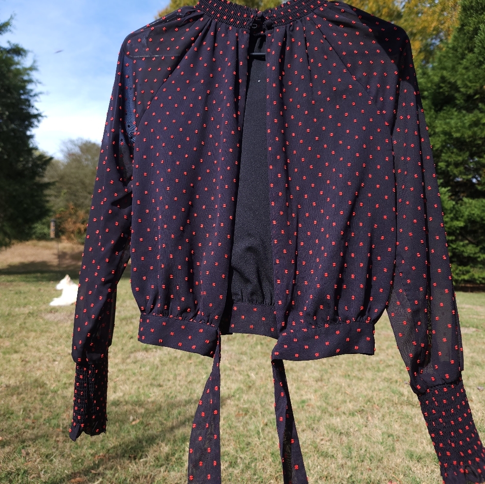 Cropped blouse- tie & open back Size S